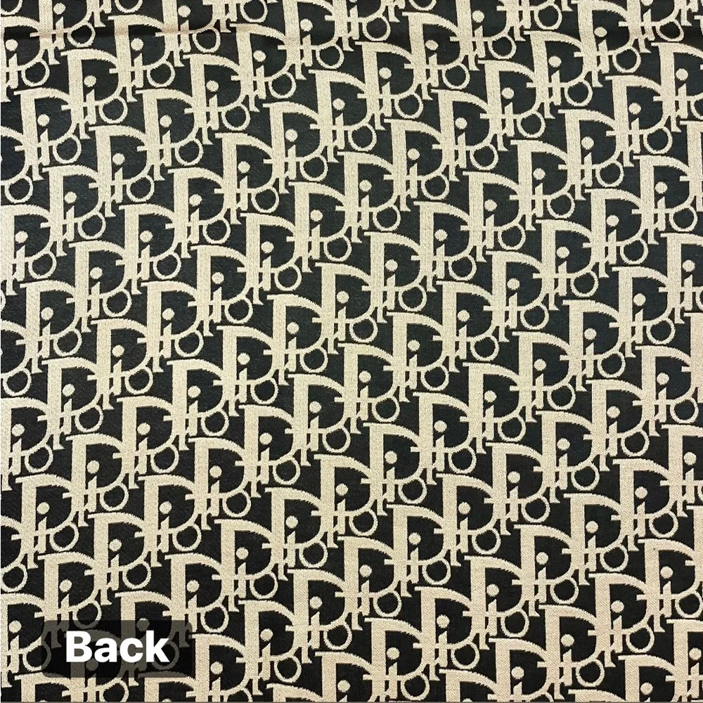 Designer D-Monogram Scarf with Stripes - Picture 5 of 7